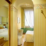 S. Anna Hotel 3*